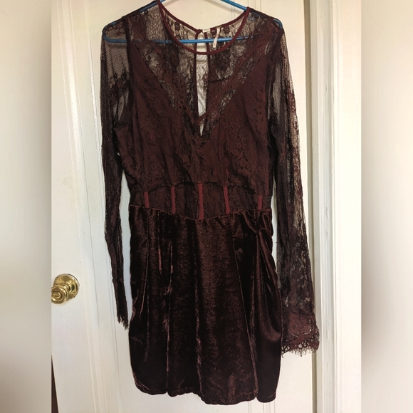 Free People Marlie Lace Velvet Mini Dress Size XL - Picture 2 of 15